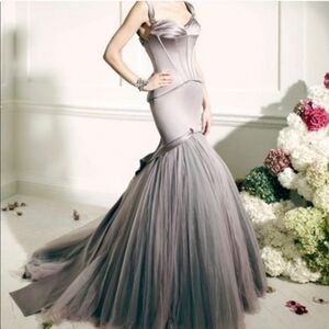 Truly  Zac Posen size 10 Mermaid 🧜‍♀️  Wedding Gown In Portobello!